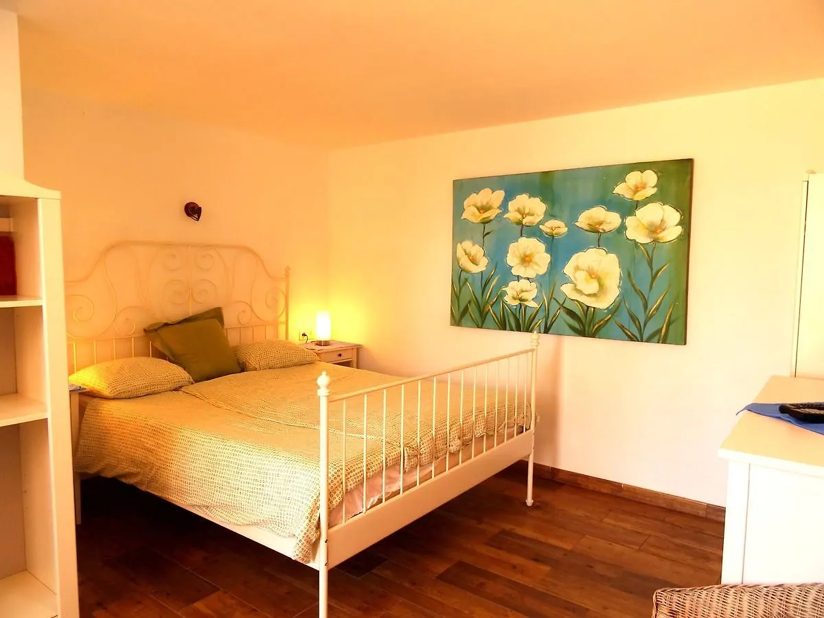 Beach Front Oasis Apartment Tias